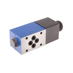 1 pcs - Bosch Rexroth, R900551704 Solenoid Actuated Directional Control Valve, CETOP 3, D, 110V ac