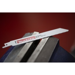 1 Box of 5 - Makita, 24 Teeth Per Inch 150mm Cutting Length Reciprocating Saw Blade, Pack of 5