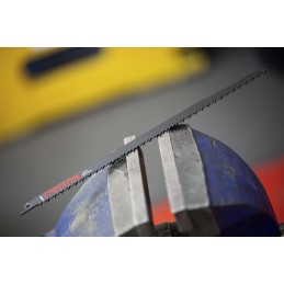 1 Box of 5 - Makita, 6 Teeth Per Inch 305mm Cutting Length Reciprocating Saw Blade, Pack of 5