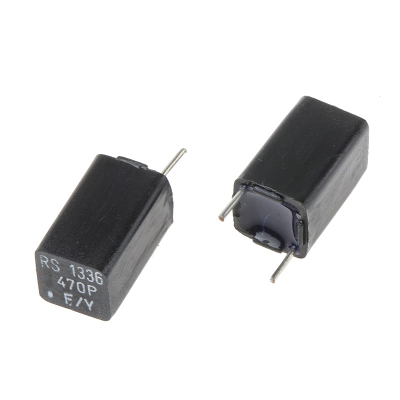 5 pcs - RS PRO Polystyrene Film Capacitor, 63V dc, ±1%, 470pF, Through Hole