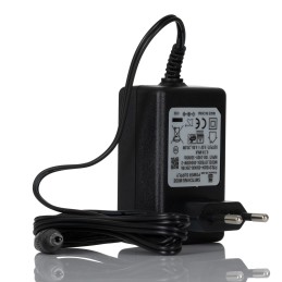 1 pcs - RS PRO 20W Plug-In AC/DC Adapter 5V Output, 4A Output