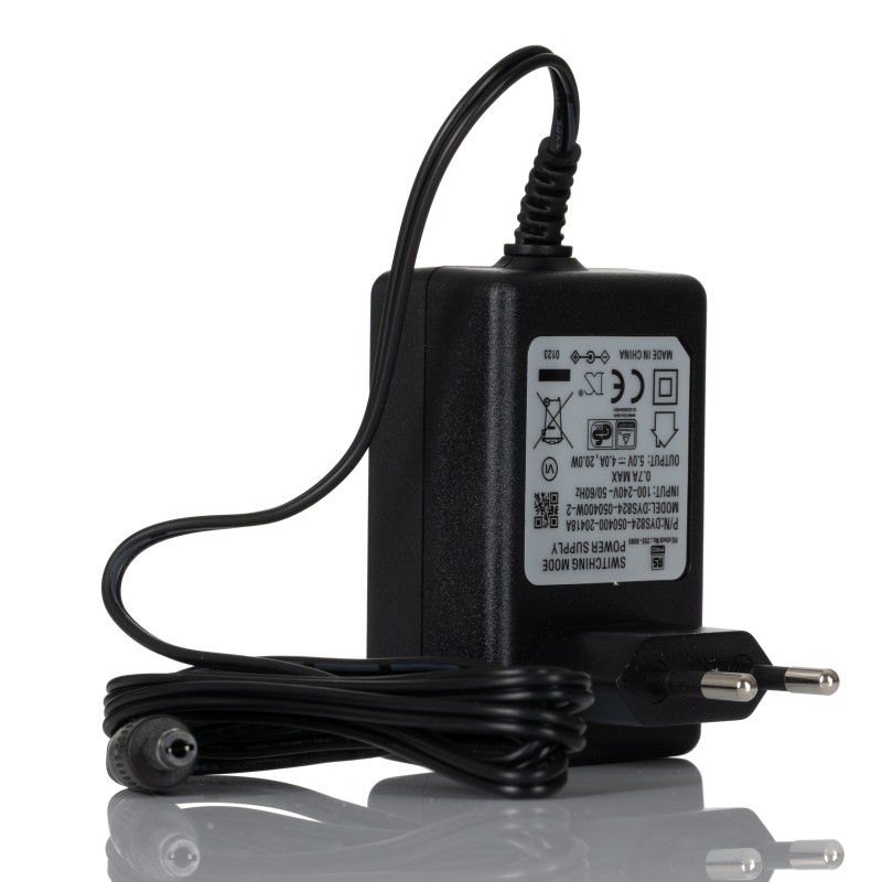 1 pcs - RS PRO 20W Plug-In AC/DC Adapter 5V Output, 4A Output