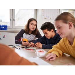 1 pcs - Arduino Education Starter Kit AKX00023