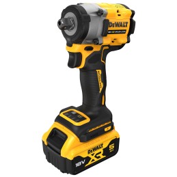 1 pcs - DeWALT 1/2 in 18V Cordless Impact Wrench, UK Plug